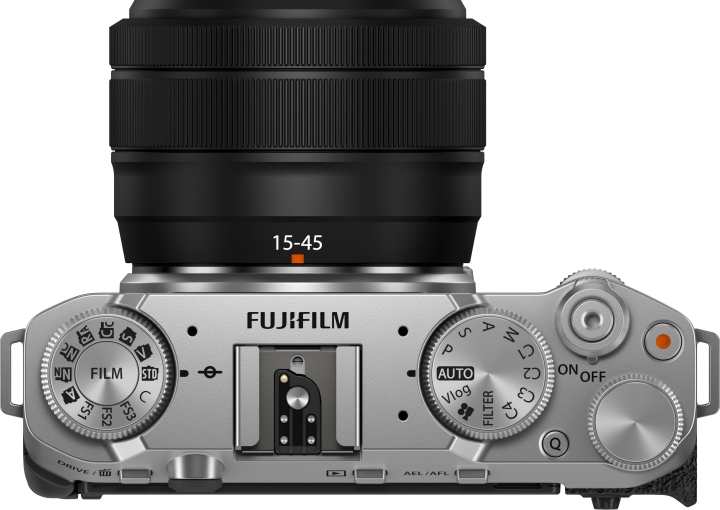 FUJIFILM X-M5 Sølv Kit m/ XC-15-45mm F3.5-5.6 OIS PZ